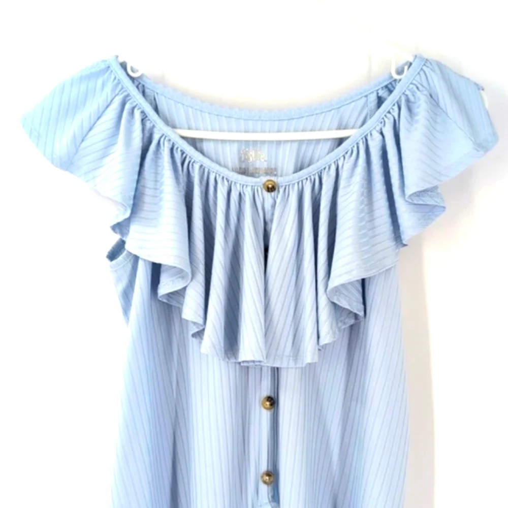 Very cute Justice top size XXL great condition !